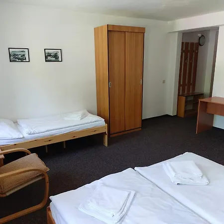 Hotell Bartosovice *