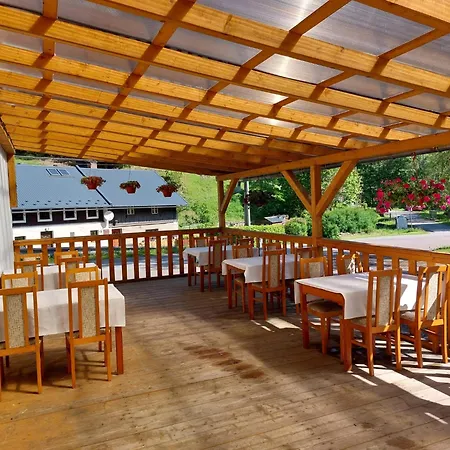 Bartosovice Hotell *