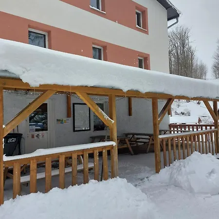 Bartosovice فندق *